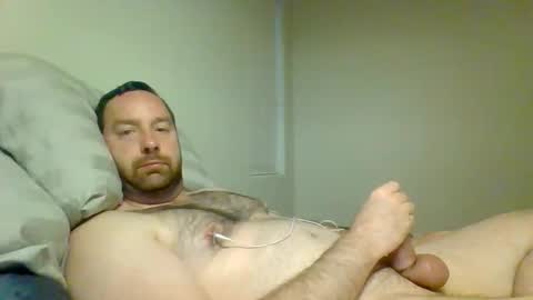 qwertyuiop1357900 online show from April 13, 1:17 am