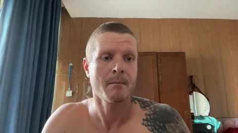 rabbit_eyes69 online show from November 12, 8:53 am