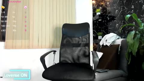 R A F A E L online show from November 20, 12:10 am