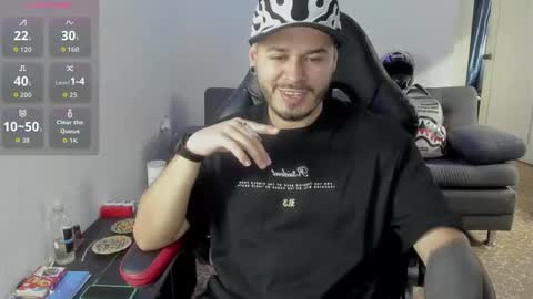 ragnar_lothbrok77 online show from February 5, 10:06 pm