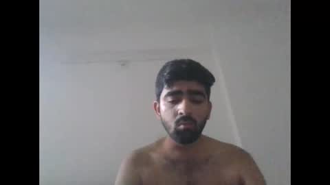 rahull11606 online show from November 15, 2:24 am