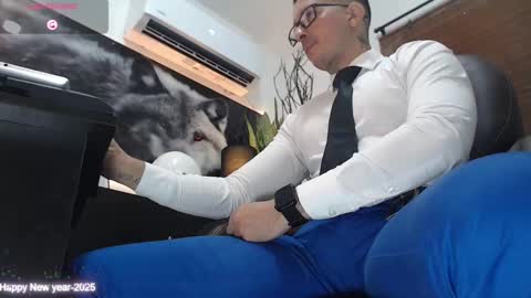 Snapshot of randylukehot chatting on February 23, 5:57 pm randylukehot online show from February 23, 5:57 pm