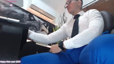 Snapshot of randylukehot chatting on February 23, 7:49 am randylukehot online show from February 23, 7:49 am