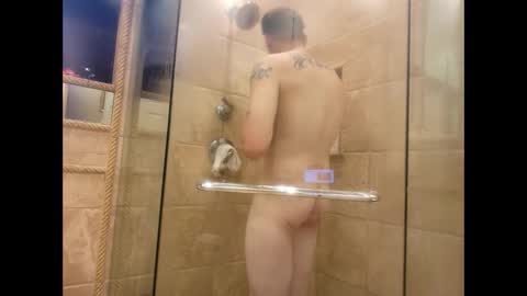 randyrichard_25 online show from May 2, 10:40 am