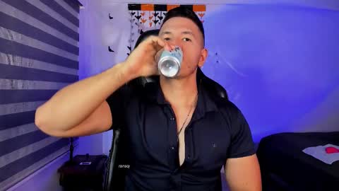 Jonas online show from November 1, 10:14 pm