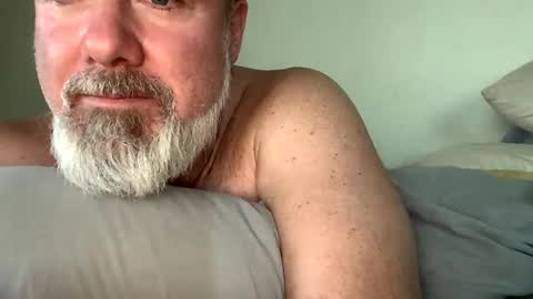 Snapshot of rascal_0073 chatting on February 14, 3:26 pm rascal_0073 online show from February 14, 3:26 pm