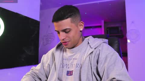 rausch77 online show from February 6, 7:02 am