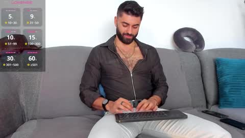 Snapshot of rawadam chatting on February 2, 9:30 am Adam online show from February 2, 9:30 am