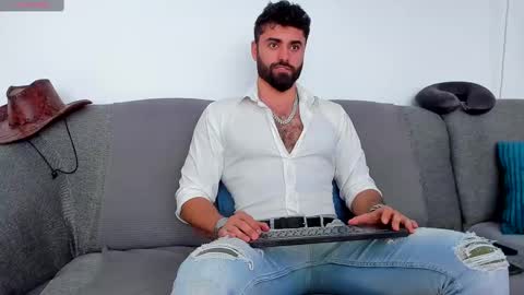 Snapshot of rawadam chatting on February 28, 12:20 pm Adam online show from February 28, 12:20 pm