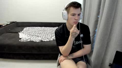 Ray online show from April 25, 4:59 am