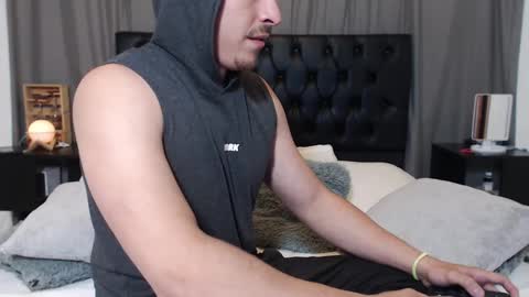 Ray online show from January 18, 2:07 am