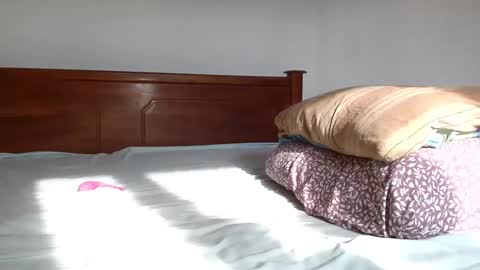 eyan online show from January 5, 9:59 am