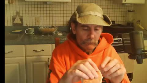 Ray online show from November 1, 9:19 pm