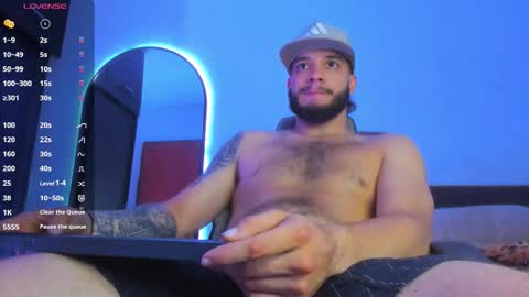 Snapshot of raymond_baker chatting on October 11, 8:51 am Felipe independent model online show from October 11, 8:51 am