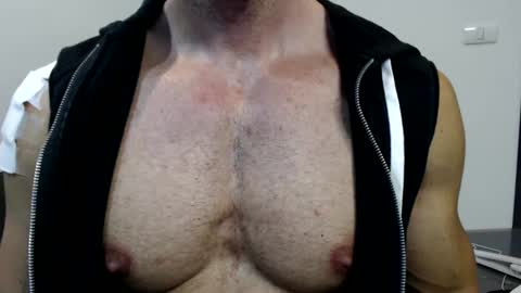 razorramon13 online show from January 26, 11:50 am