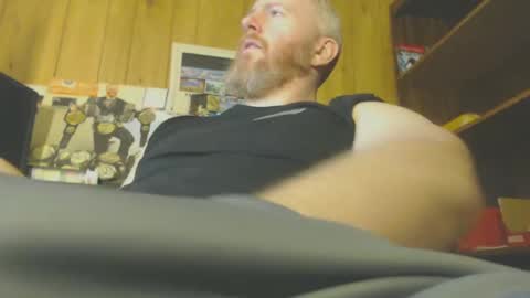 theredhead4fun online show from November 3, 6:10 pm