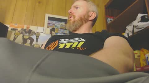 theredhead4fun online show from March 11, 7:36 pm