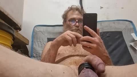 Snapshot of rednicedick chatting on October 19, 5:12 am rednicedick online show from October 19, 5:12 am