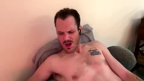 Reed Thomas online show from December 3, 5:52 am