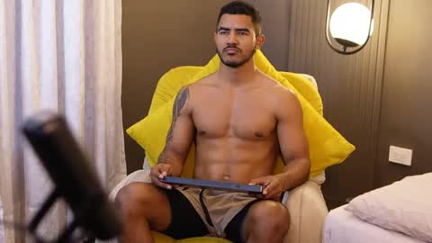 Reik online show from April 14, 12:38 pm