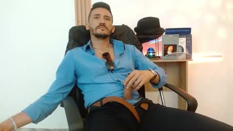   REIKO  online show from November 27, 4:43 pm