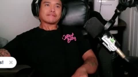 rekt_420_ online show from April 8, 11:42 am