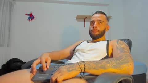 Snapshot of remy_sten chatting on September 11, 2:10 am Rmy Steen online show from September 11, 2:10 am
