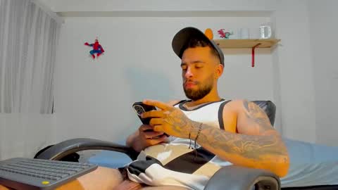 Rmy Steen online show from February 17, 12:09 am