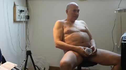 renefr online show from February 28, 9:25 am