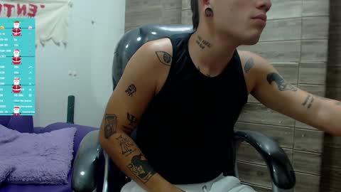 R E N E  online show from December 19, 1:18 am