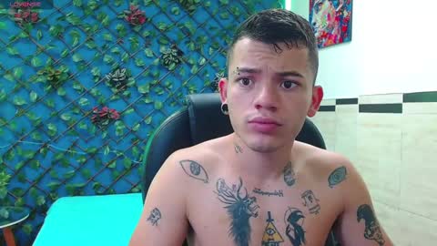 R E N E  online show from March 5, 10:22 am