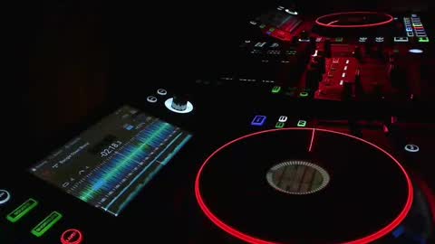 Snapshot of reticuli chatting on September 23, 3:17 am GearPorn online show from September 23, 3:17 am