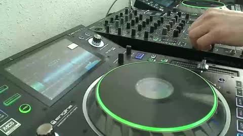 Snapshot of reticuli chatting on December 8, 6:17 pm GearPorn online show from December 8, 6:17 pm