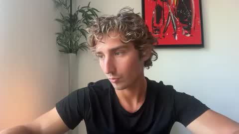 Snapshot of rg1798 chatting on October 22, 6:00 pm rg1798 online show from October 22, 6:00 pm