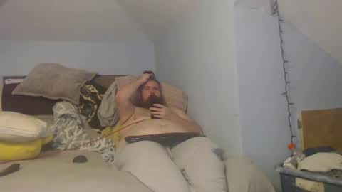 rgroff78 online show from December 5, 1:36 am