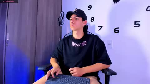 rhys_jagger_ online show from October 1, 5:00 am