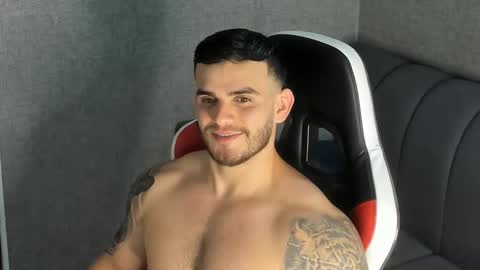 ricardogonzalez666 online show from March 2, 10:23 pm