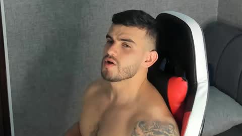 ricardogonzalez666 online show from January 6, 4:55 pm