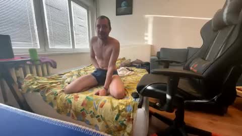 ricciardio online show from October 30, 6:37 am