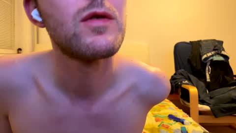 ricciardio online show from March 5, 10:01 pm