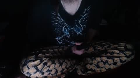 ricciofamily1982290760 online show from October 25, 4:19 am