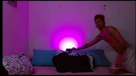 rich and kitty  online show from April 13, 3:51 am