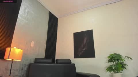 RicoBrowm online show from September 18, 4:36 am