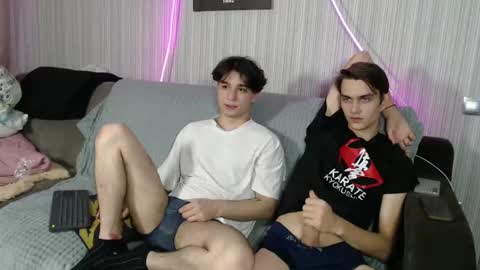 Snapshot of rik_and chatting on October 15, 7:43 pm Rick online show from October 15, 7:43 pm