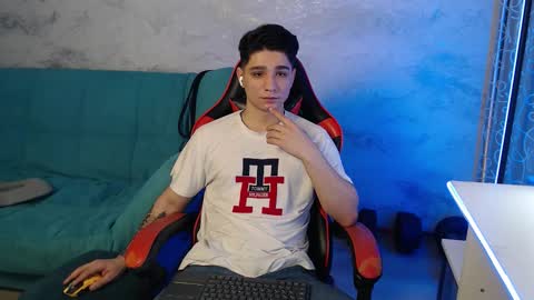 Rick online show from November 22, 12:43 am