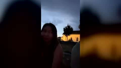 Asher online show from August 4, 7:29 pm
