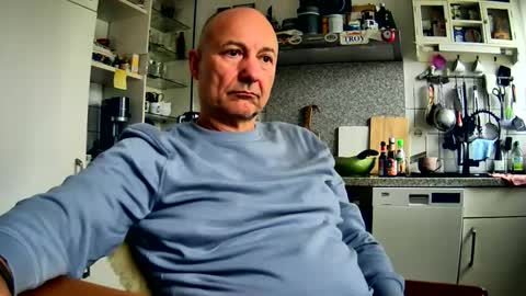 roadrunnerger online show from October 11, 3:38 pm