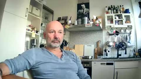 roadrunnerger online show from March 3, 4:51 pm