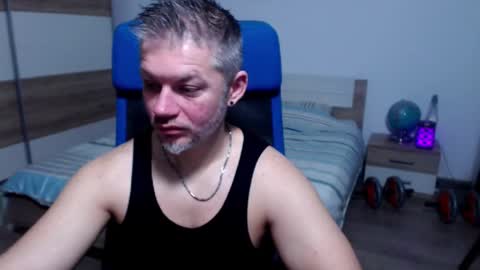 robbyshawz online show from December 23, 5:27 am