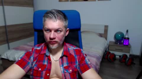 robbyshawz online show from February 3, 8:19 am